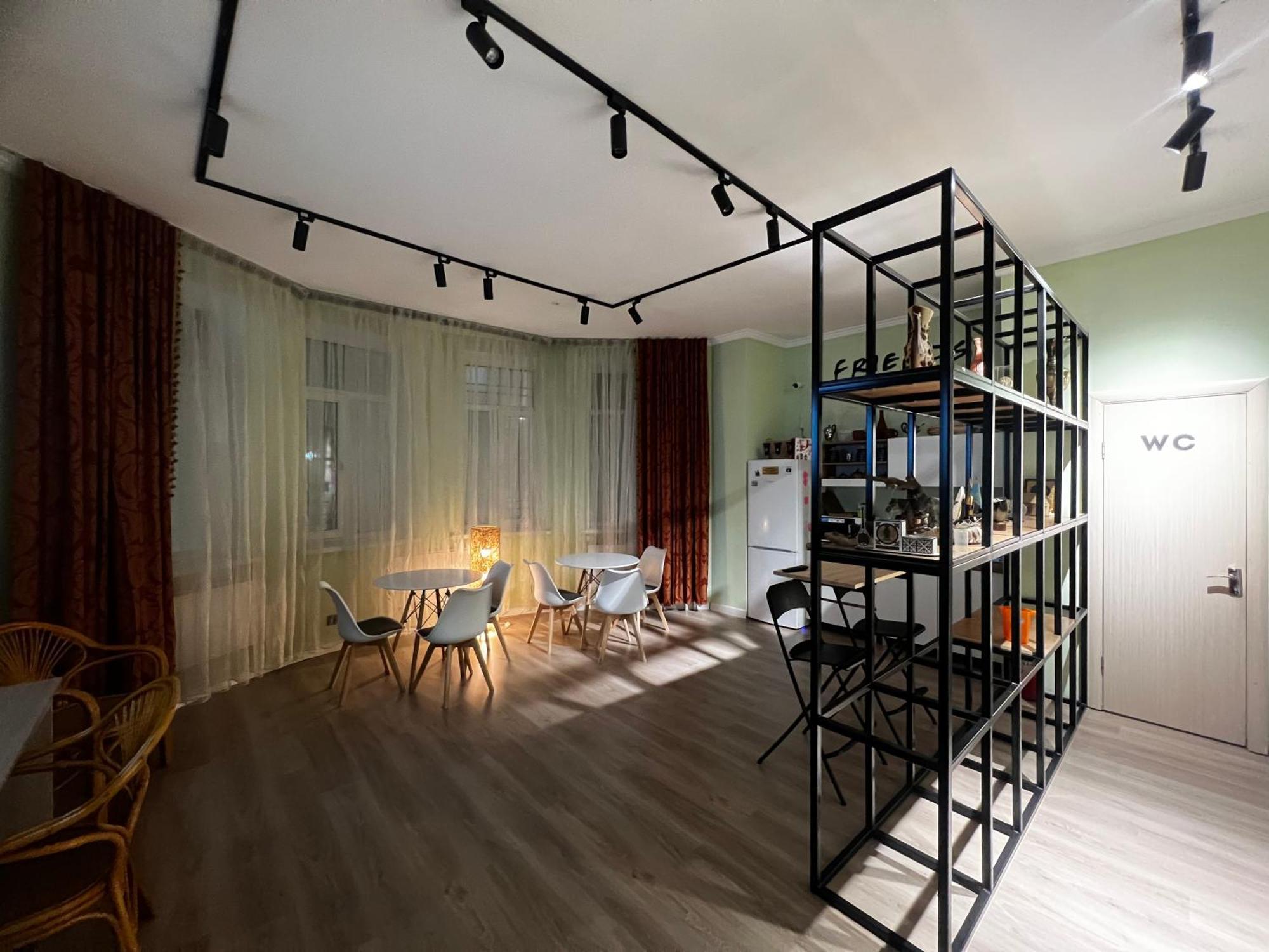 Friends Hostel أستانا المظهر الخارجي الصورة