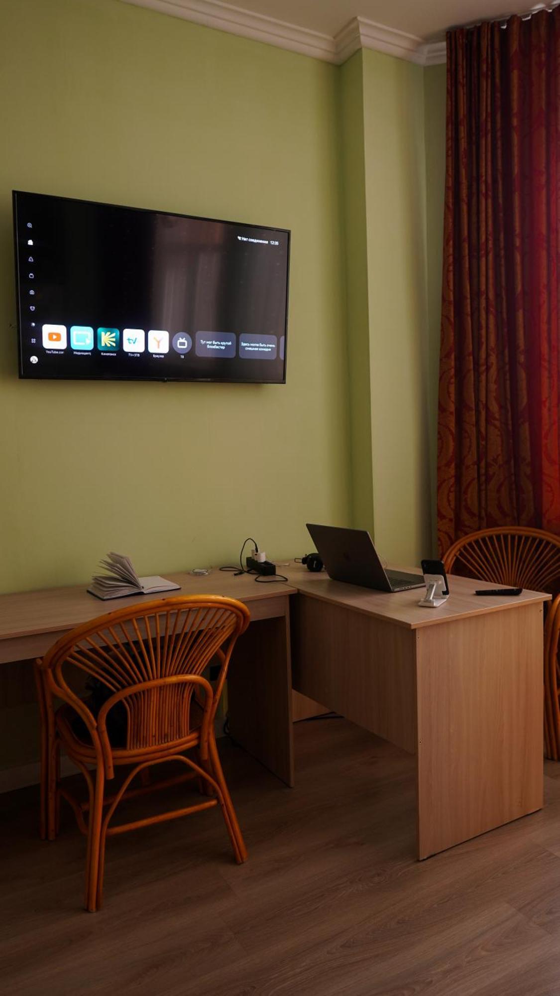 Friends Hostel أستانا المظهر الخارجي الصورة