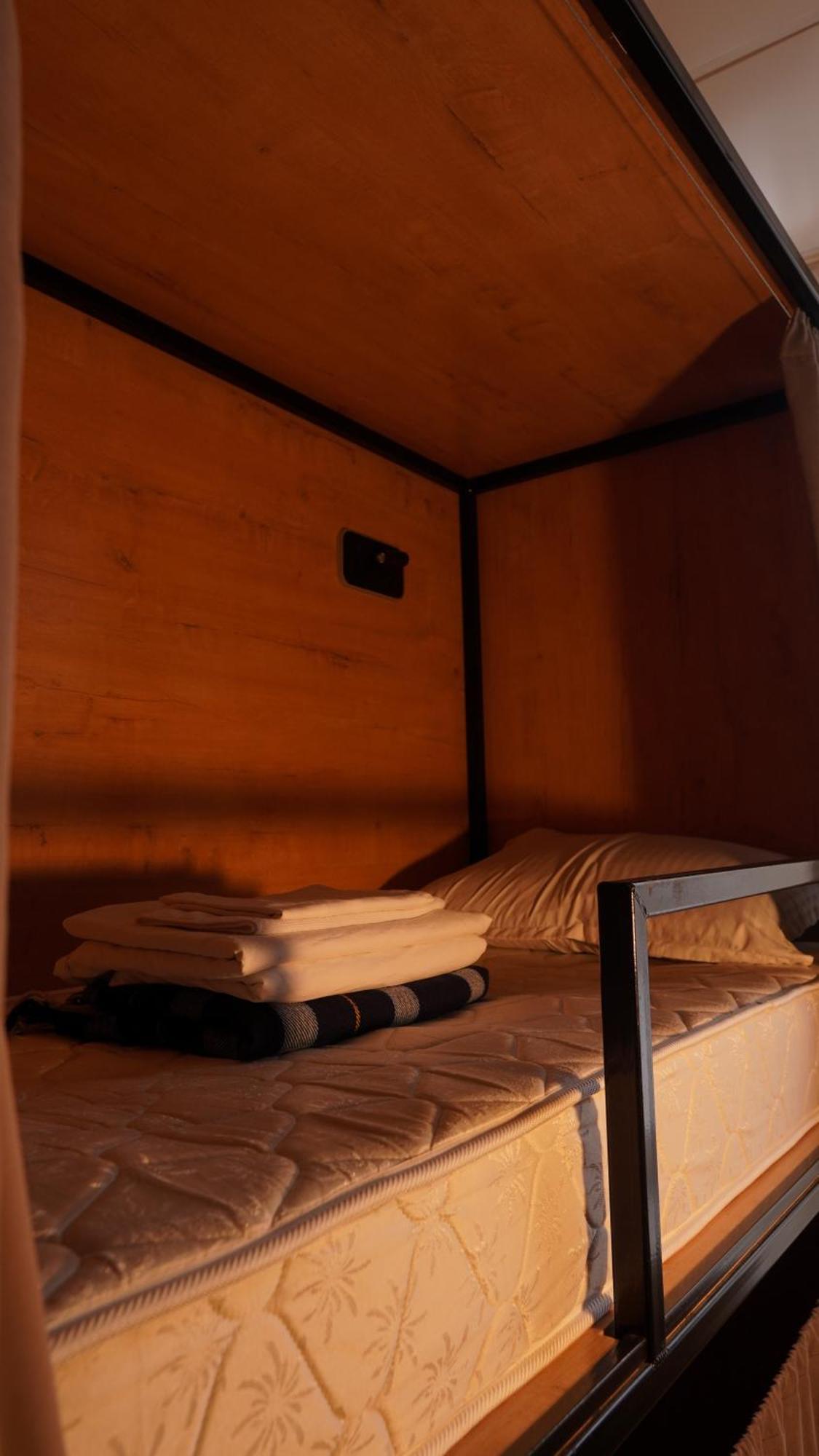 Friends Hostel أستانا المظهر الخارجي الصورة